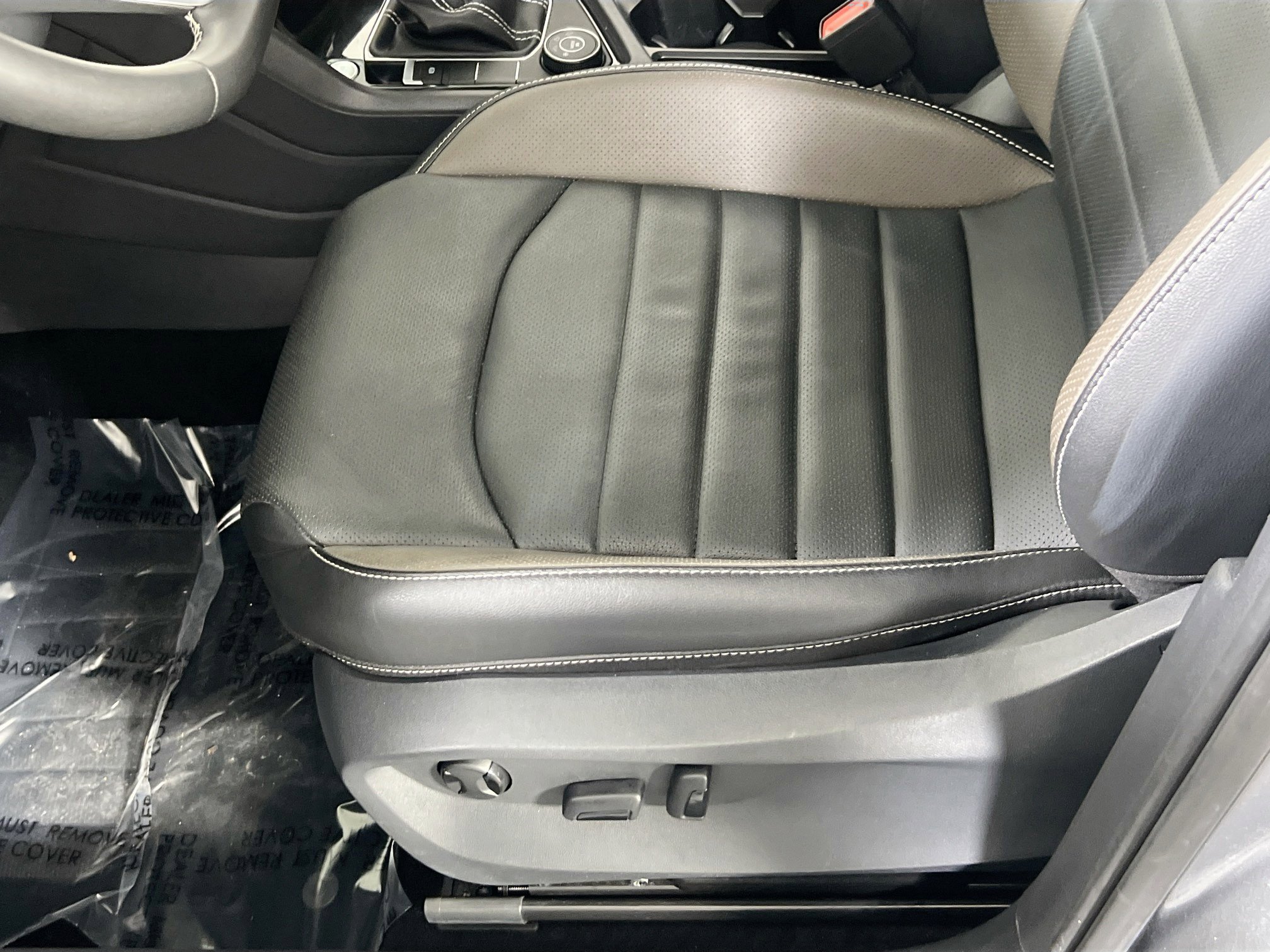 Used 2022 Volkswagen Taos SEL AWD/4WD image 19