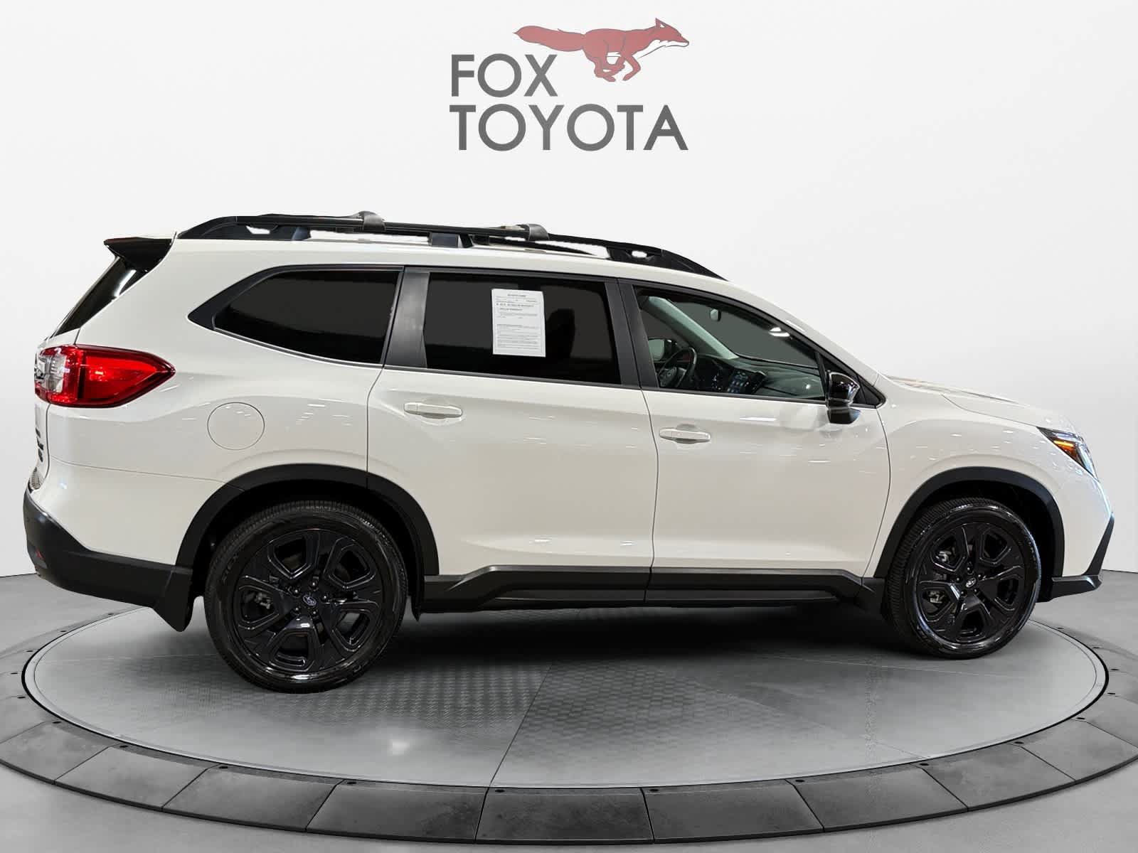 Used 2025 Subaru Ascent Onyx Edition w/ Onyx Package AWD/4WD image 7