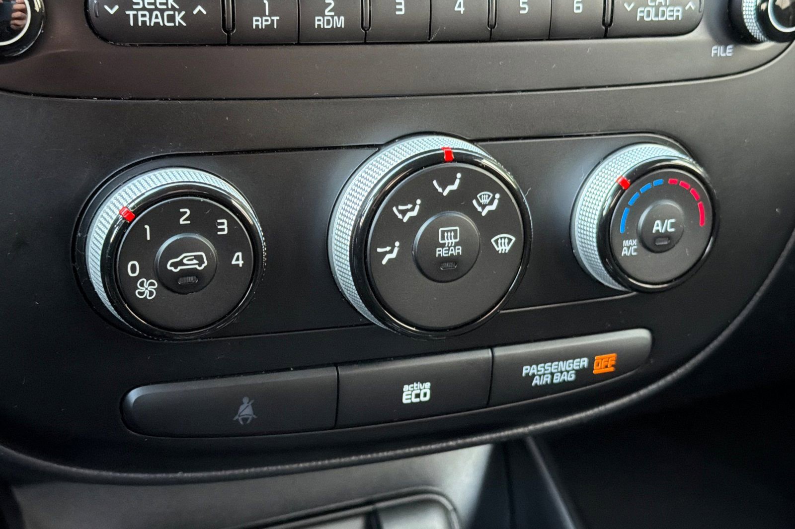Used 2015 Kia Soul FWD image 19