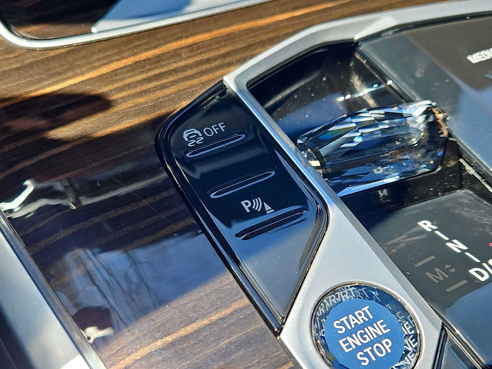 Used 2023 BMW X7 xDrive40i w/ Executive Package AWD/4WD image 22