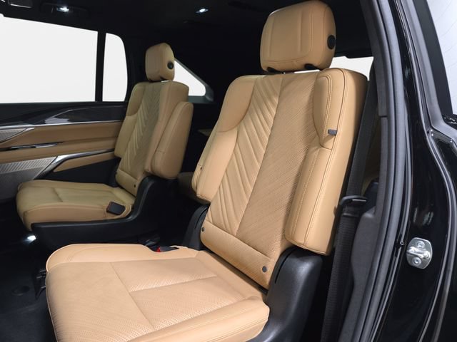 Used 2025 Cadillac Escalade IQ Luxury 2 AWD/4WD image 13