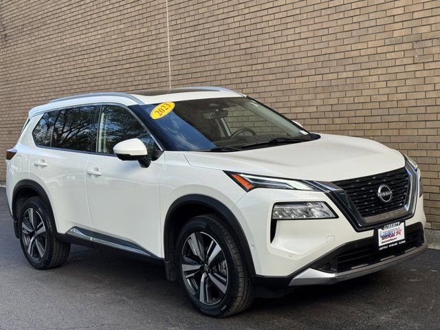 Used 2023 Nissan Rogue Platinum AWD/4WD image 2