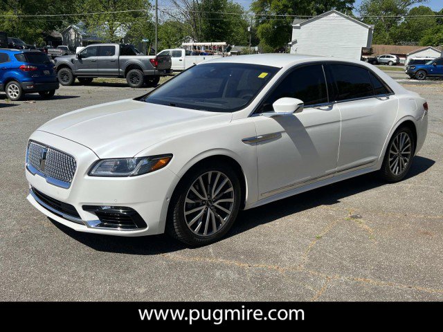 Used 2018 Lincoln Continental Select image 3