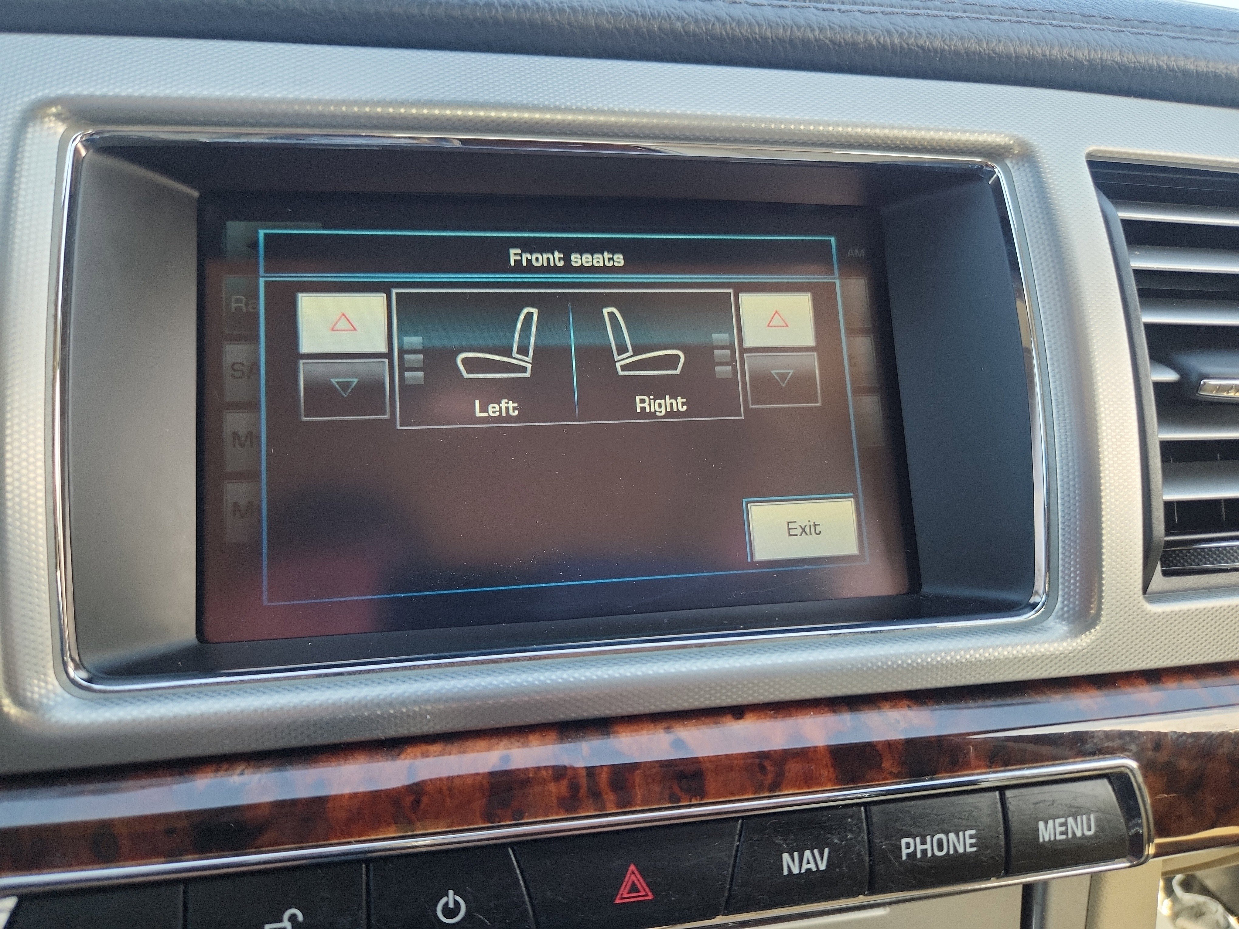 Used 2012 Jaguar XF RWD image 29