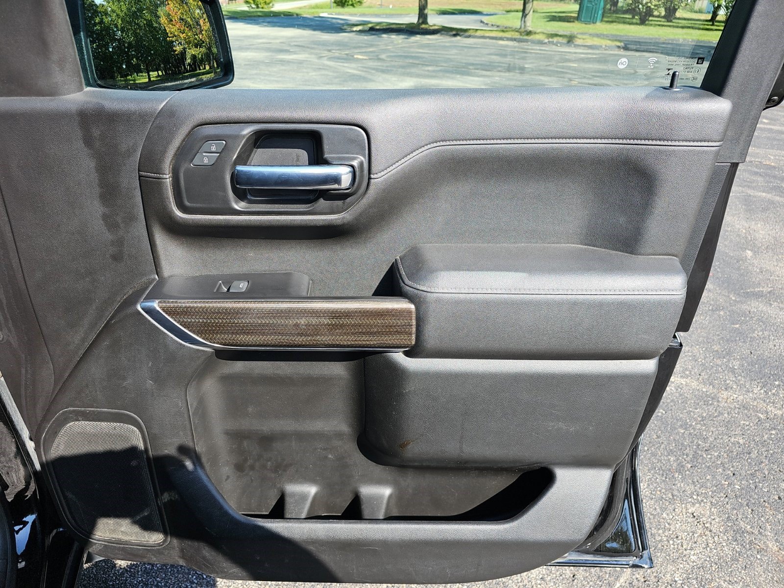 Used 2022 Chevrolet Silverado 1500 RST AWD/4WD image 14