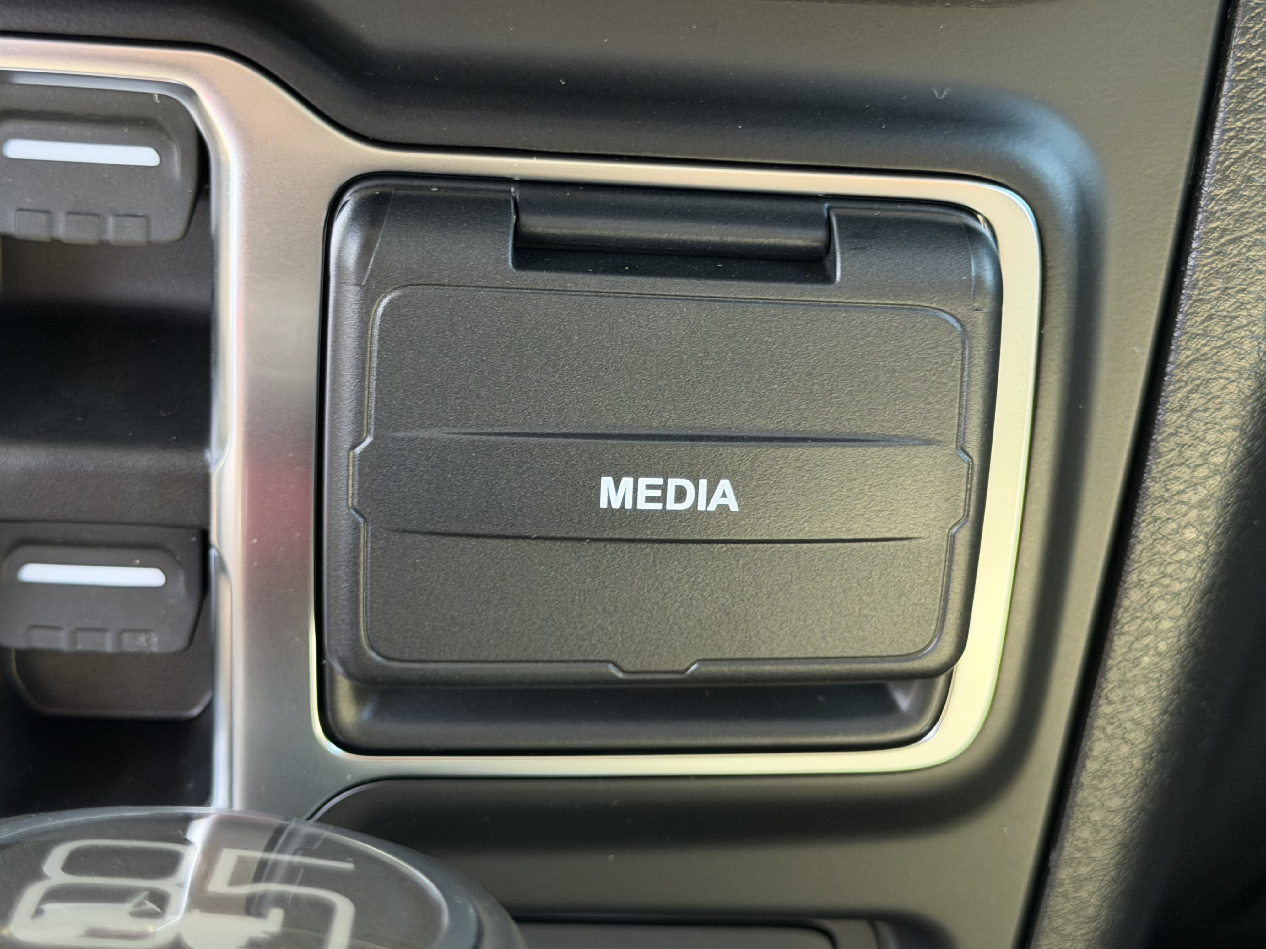 New 2026 Jeep Gladiator Sport AWD/4WD image 24
