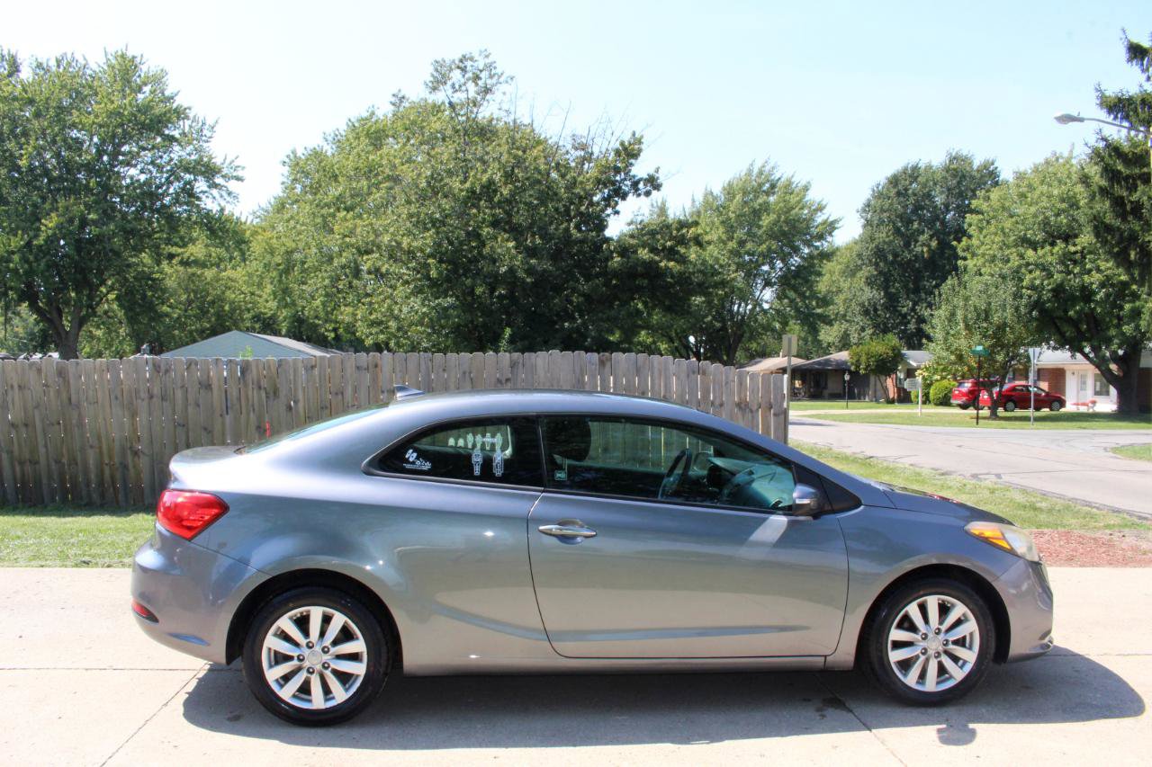 Used 2014 Kia Forte Koup EX FWD image 10