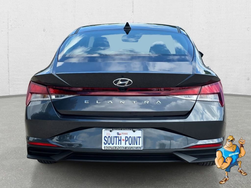 Certified 2023 Hyundai Elantra SEL image 6