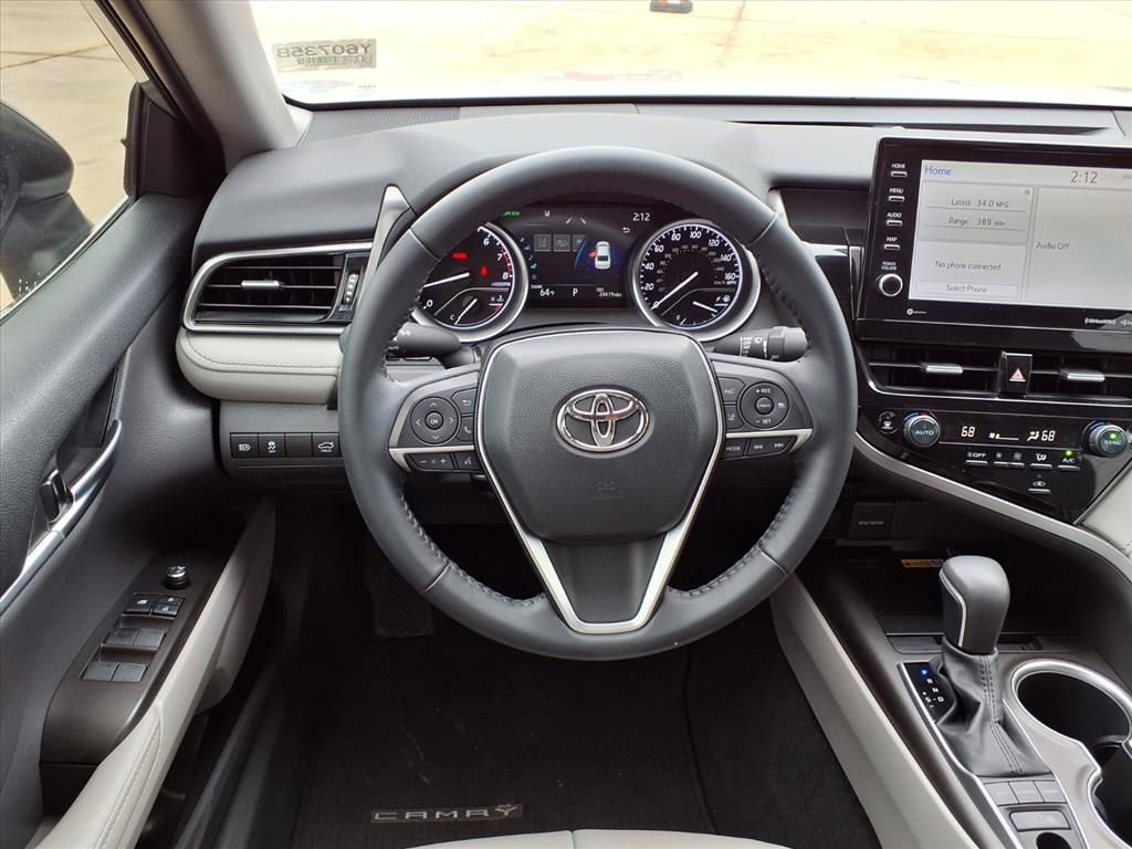 Certified 2022 Toyota Camry XLE image 16