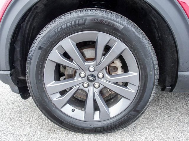 Used 2023 Ford Explorer XLT w/ Equipment Group 202A image 19