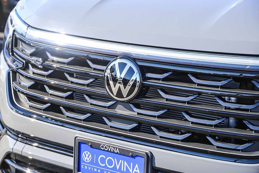 New 2026 Volkswagen Atlas Cross Sport SEL R-Line image 10