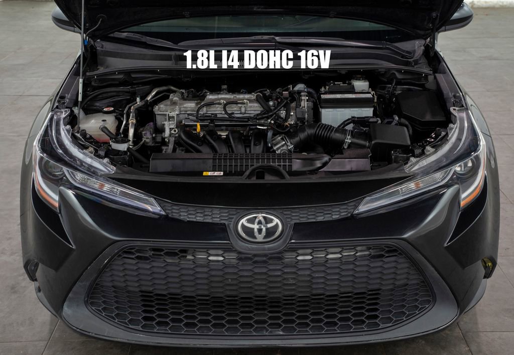 Used 2022 Toyota Corolla LE image 3