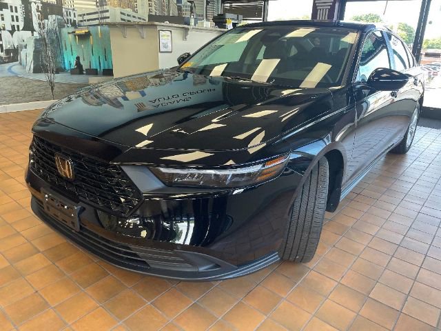 Used 2024 Honda Accord LX image 5