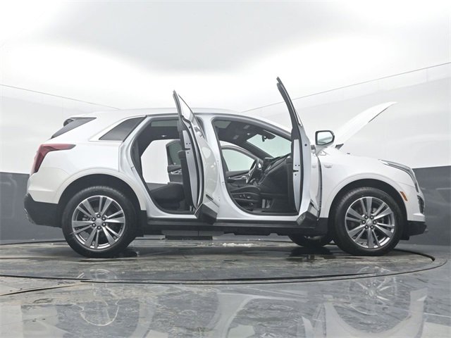 Certified 2025 Cadillac XT5 Premium Luxury image 61