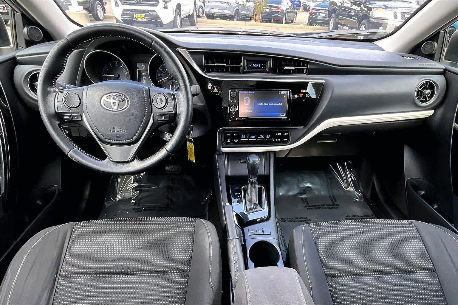 Certified 2018 Toyota Corolla iM FWD image 15