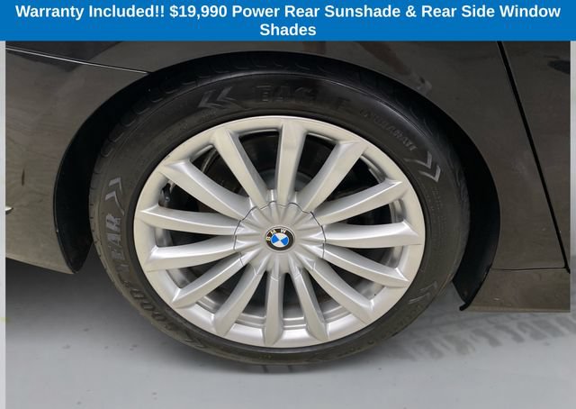 Used 2018 BMW 740i xDrive AWD/4WD image 18