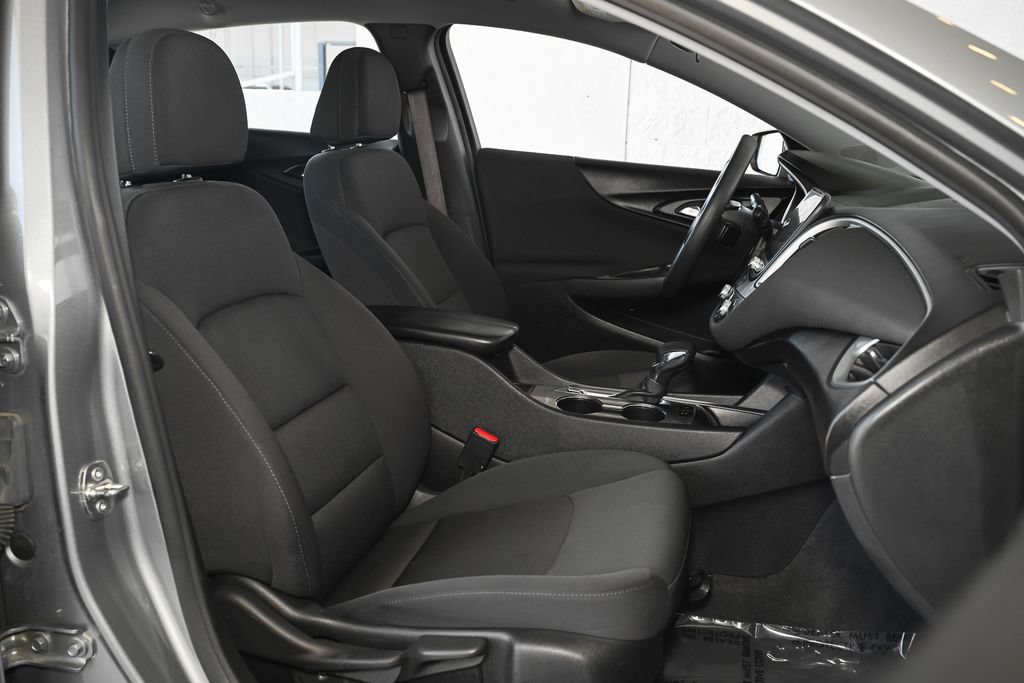 Used 2024 Chevrolet Malibu LT FWD image 38