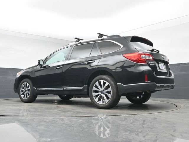 Used 2017 Subaru Outback 2.5i Touring w/ Popular Package #5A image 15