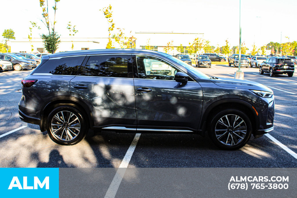 Used 2026 INFINITI QX60 Luxe w/ Cargo Package FWD image 8