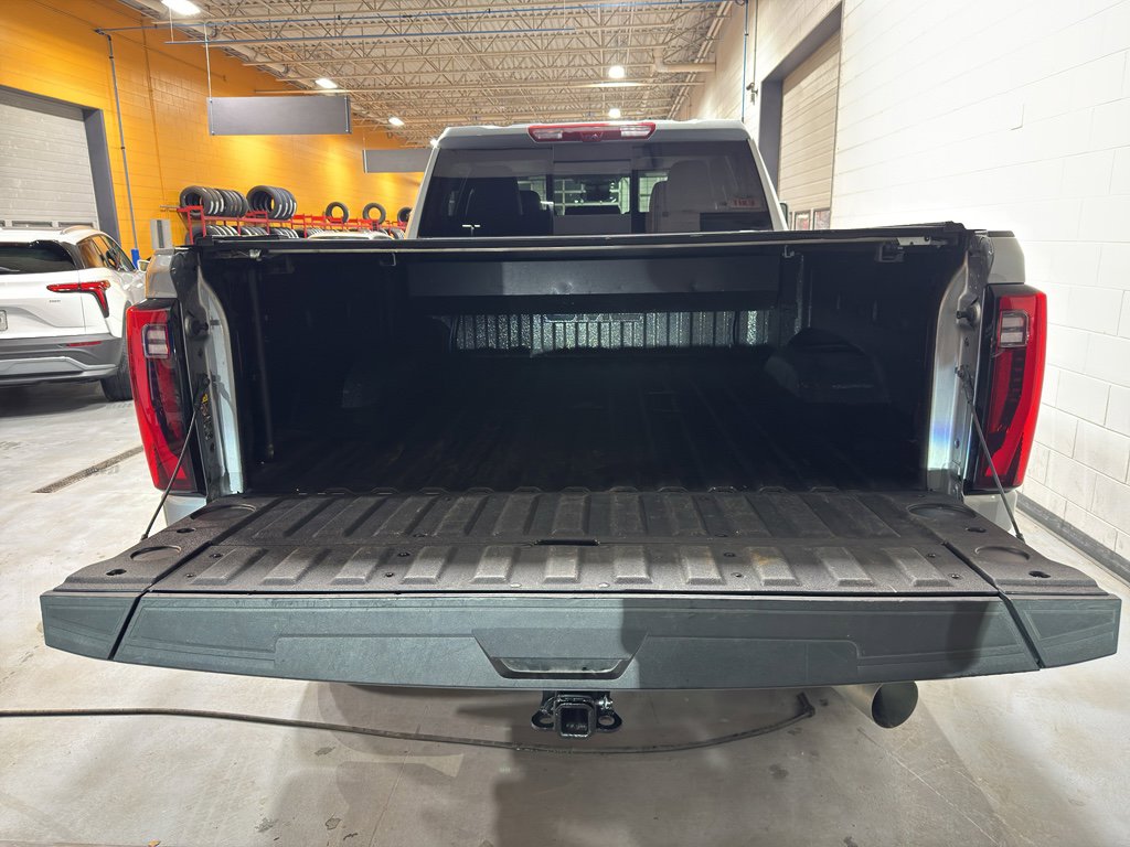 Used 2025 GMC Sierra 3500 Denali w/ Denali Reserve Package image 23