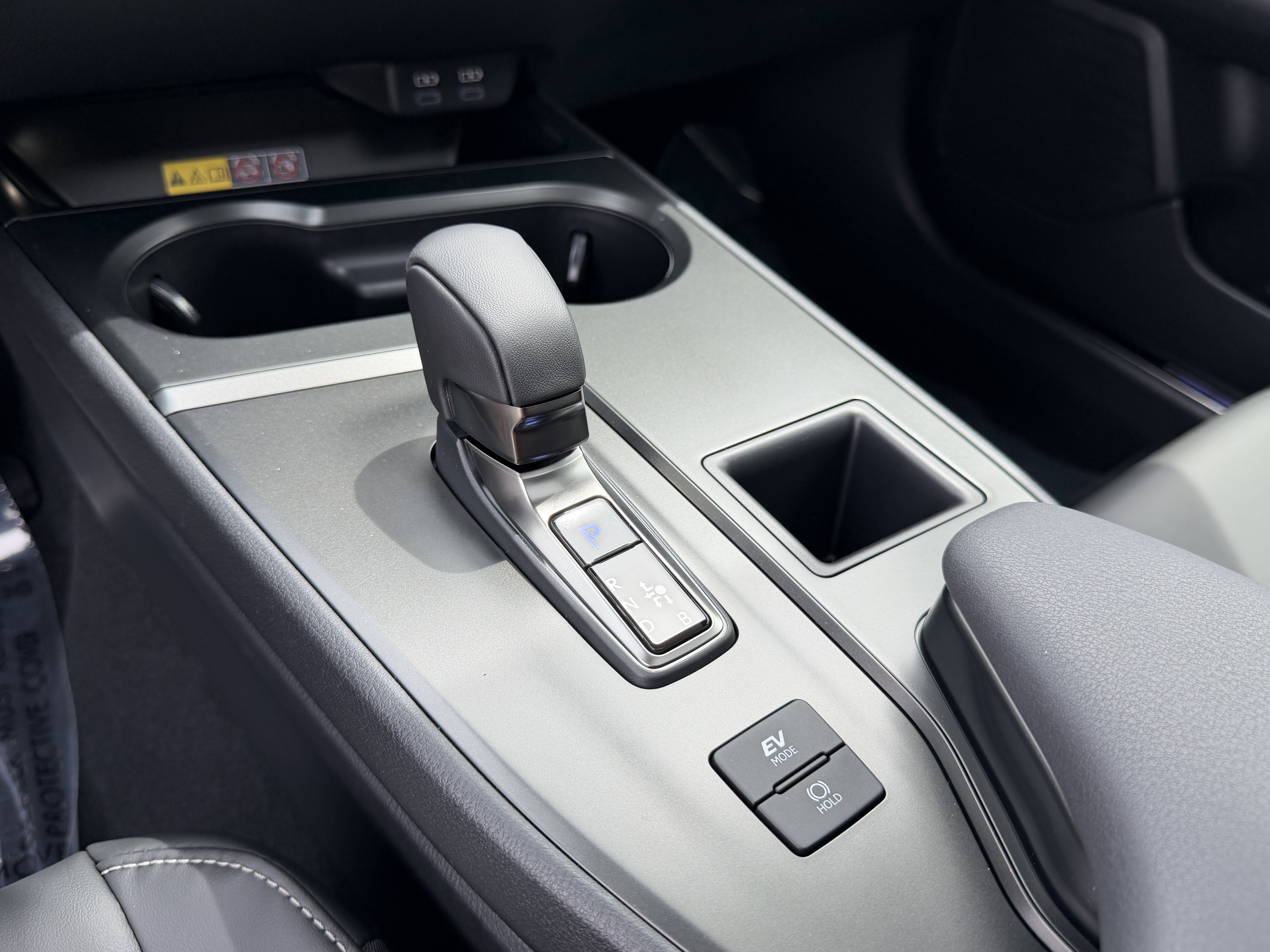 New 2026 Lexus UX 300h FWD image 24