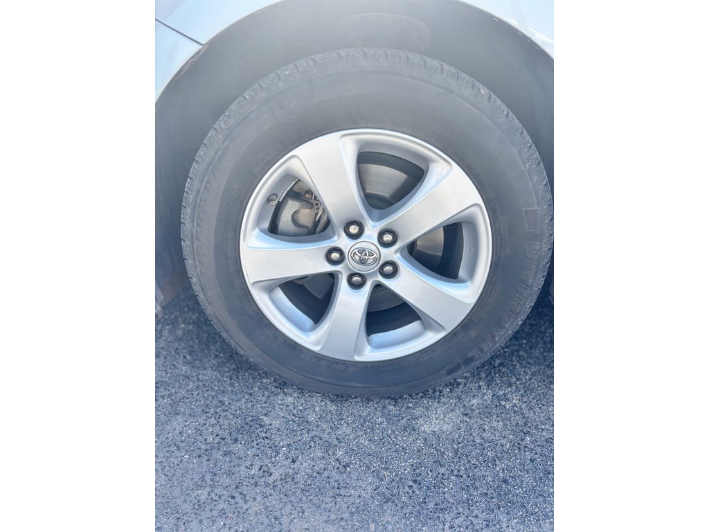 Used 2014 Toyota Sienna LE image 6
