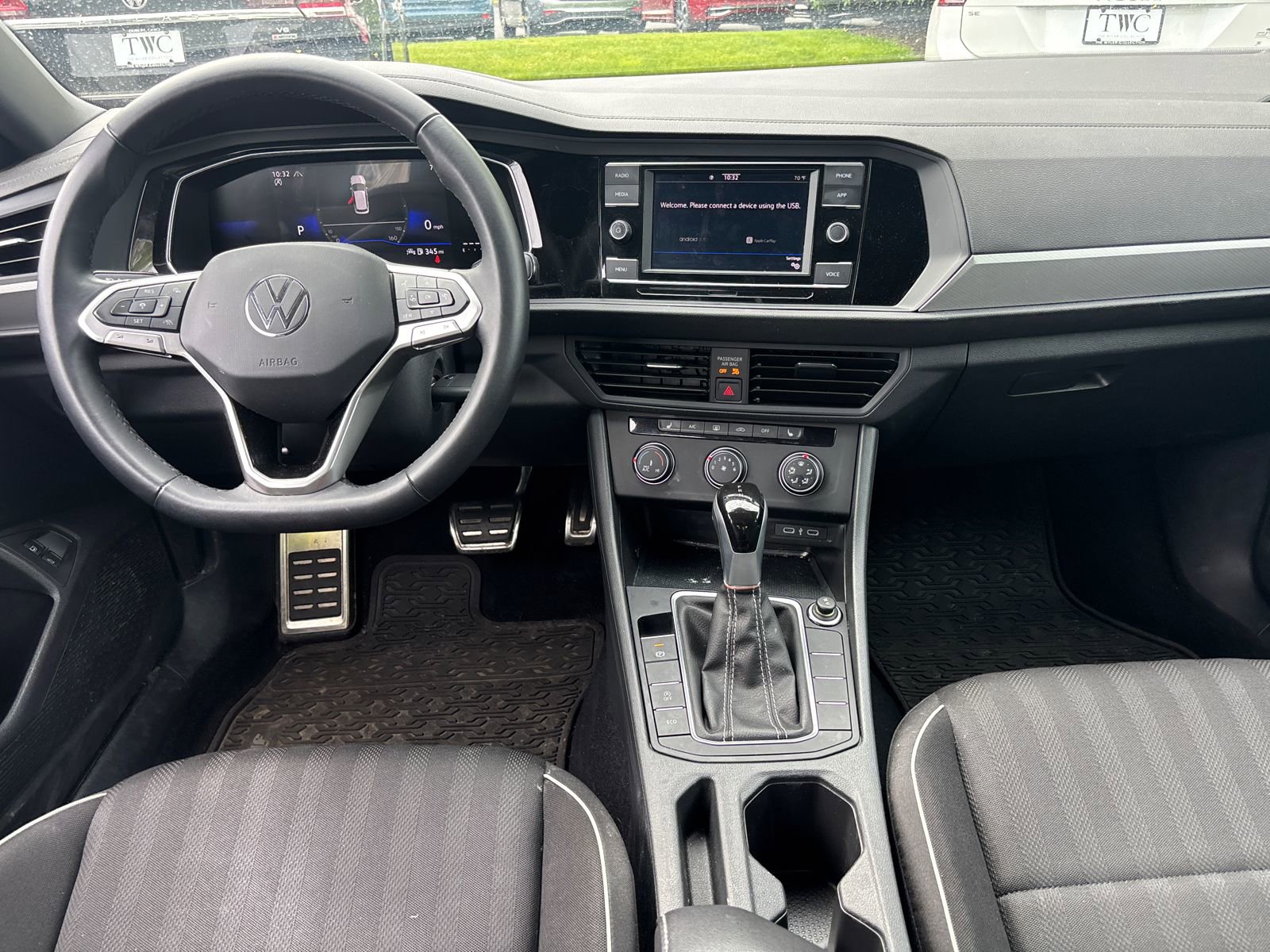Used 2024 Volkswagen Jetta Sport FWD image 27