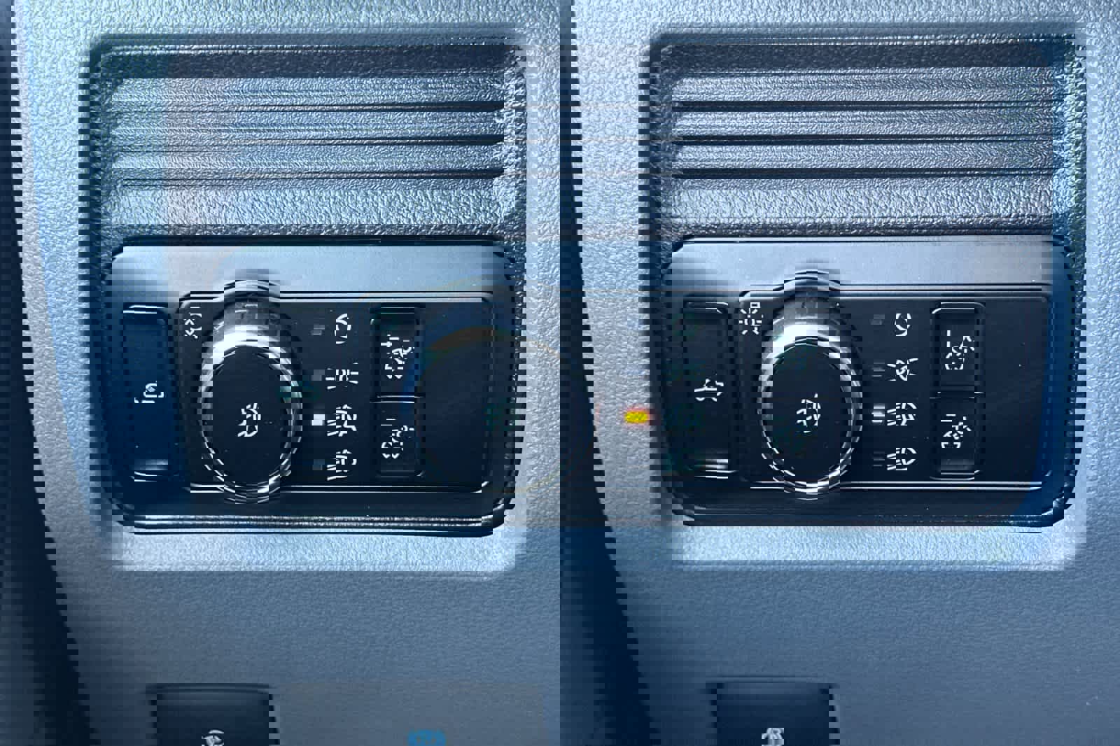 New 2024 Ford F350 XL w/ XL Chrome Package image 25