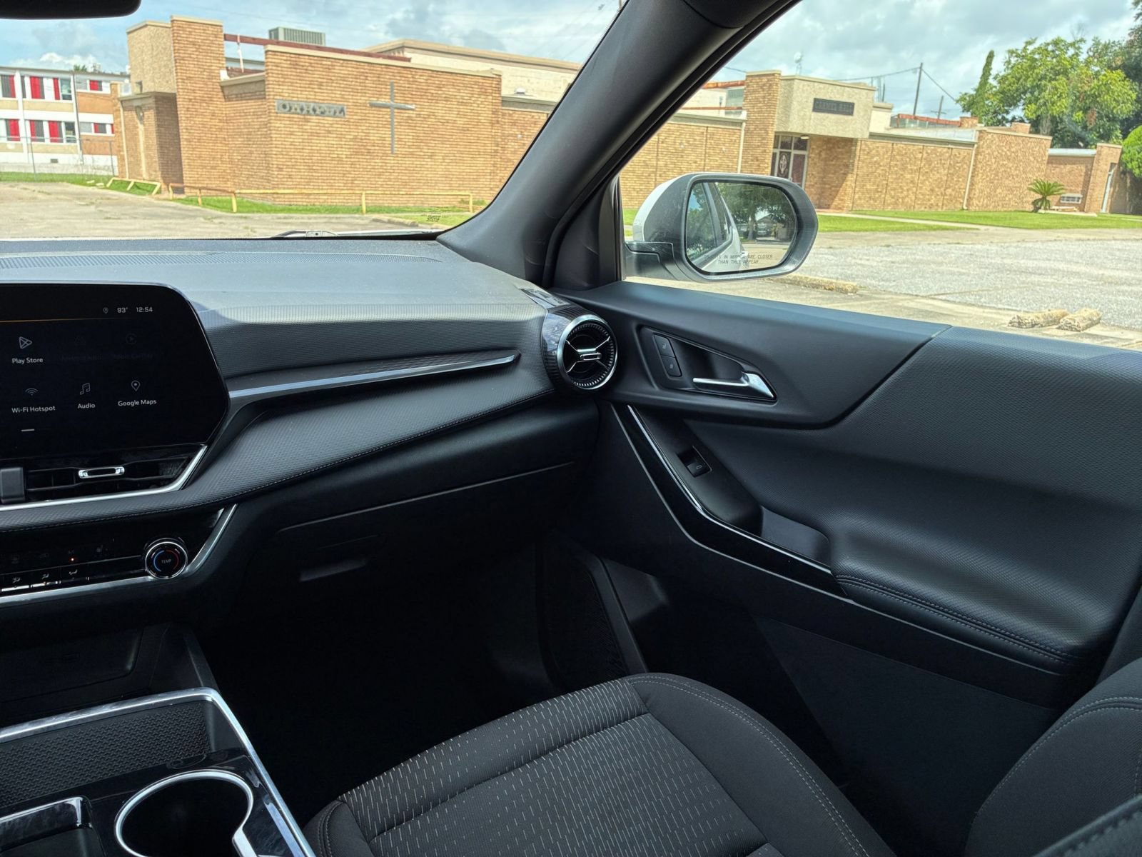 Used 2025 Chevrolet Equinox LT FWD image 30
