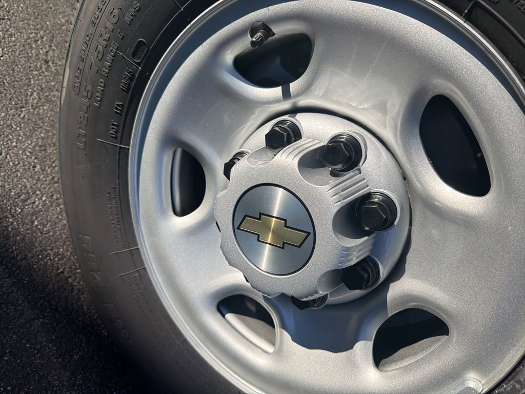 New 2025 Chevrolet Express 2500 Work Van w/ Driver Convenience Package image 37