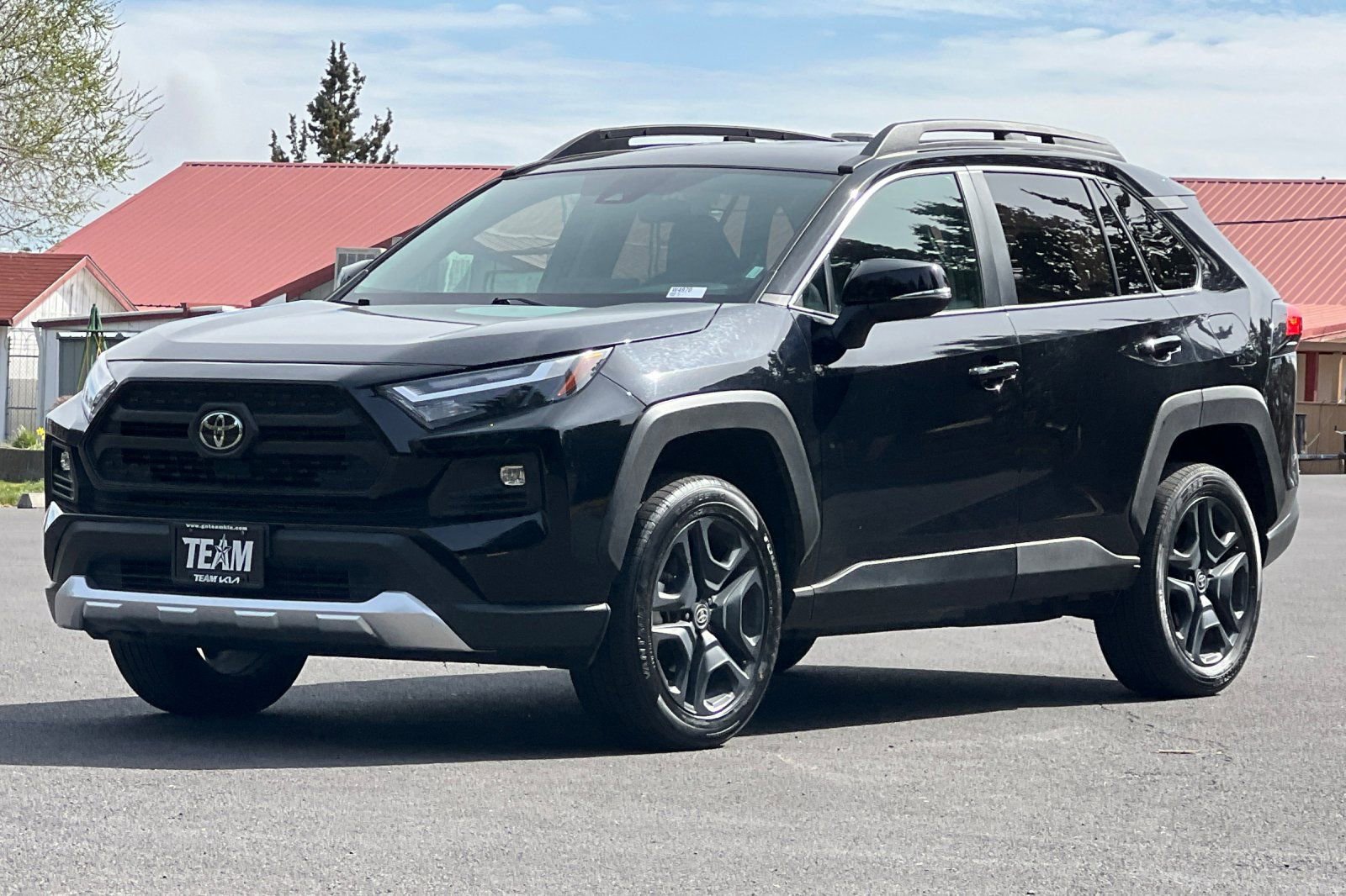 Used 2024 Toyota RAV4 Adventure image 8