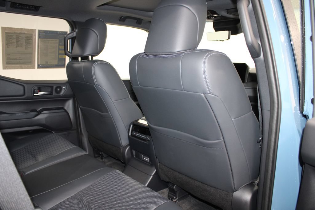 Used 2026 Toyota Land Cruiser w/ Premium Package AWD/4WD image 32