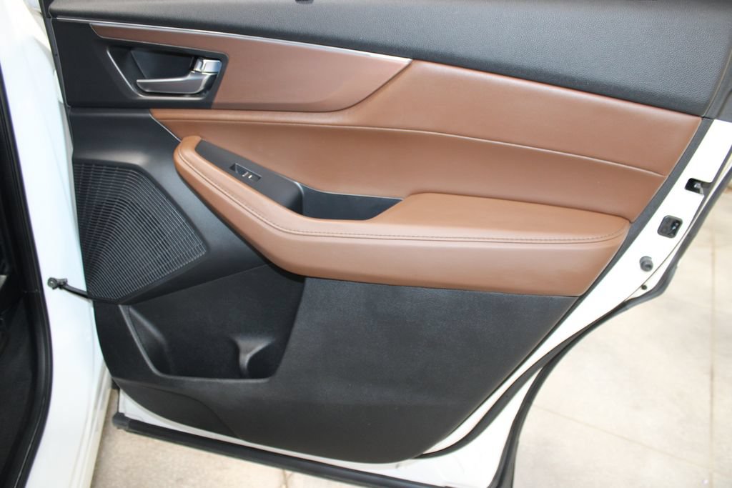 Used 2023 Acura MDX w/ Technology Package FWD image 31