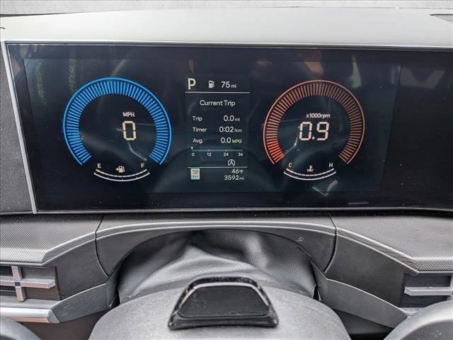 Used 2025 Hyundai Santa Fe SEL image 13