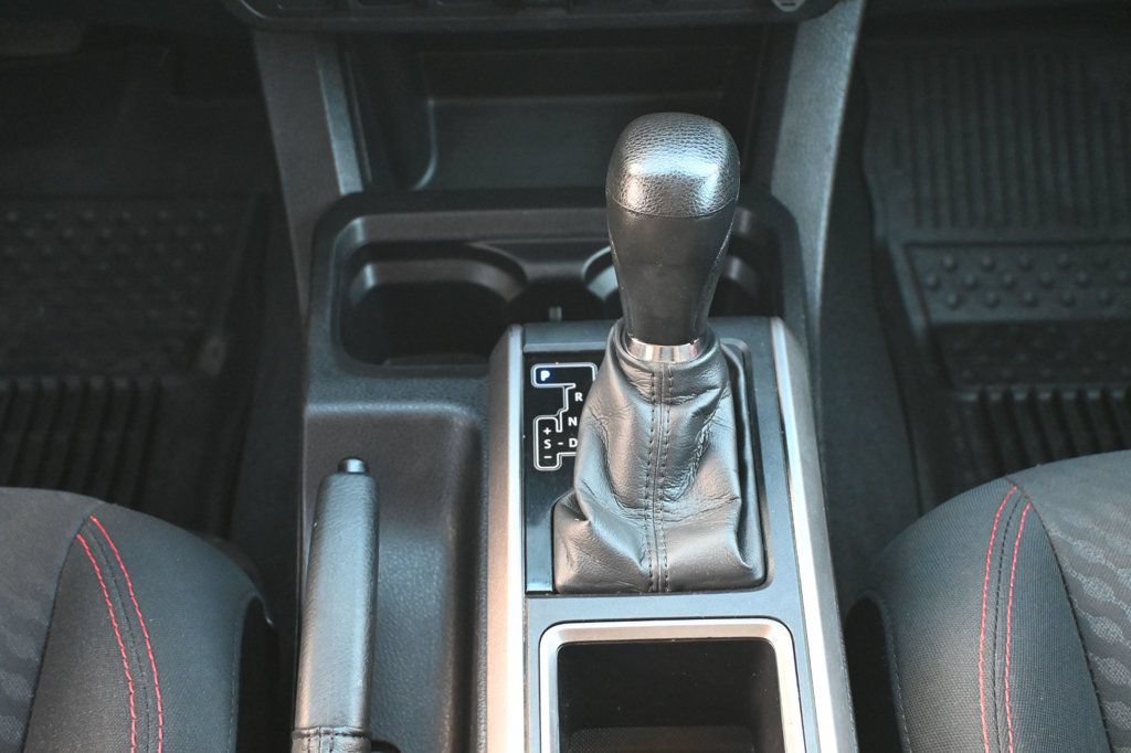 Used 2023 Toyota Tacoma SR5 AWD/4WD image 13