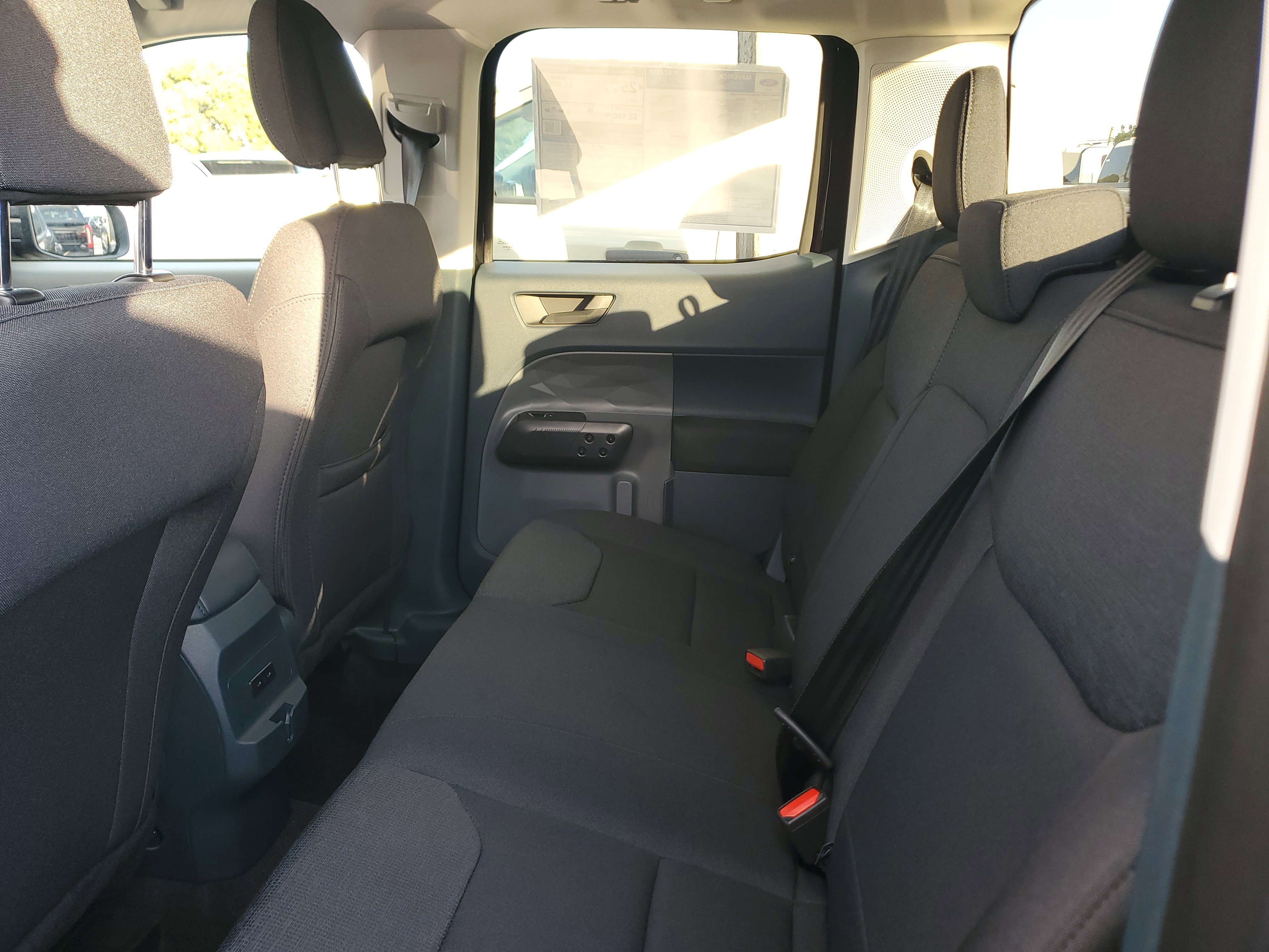 New 2025 Ford Maverick XL w/ Equipment Group 102A image 9