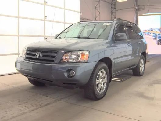 Used 2005 Toyota Highlander 4WD V6 w/ 3rd Row