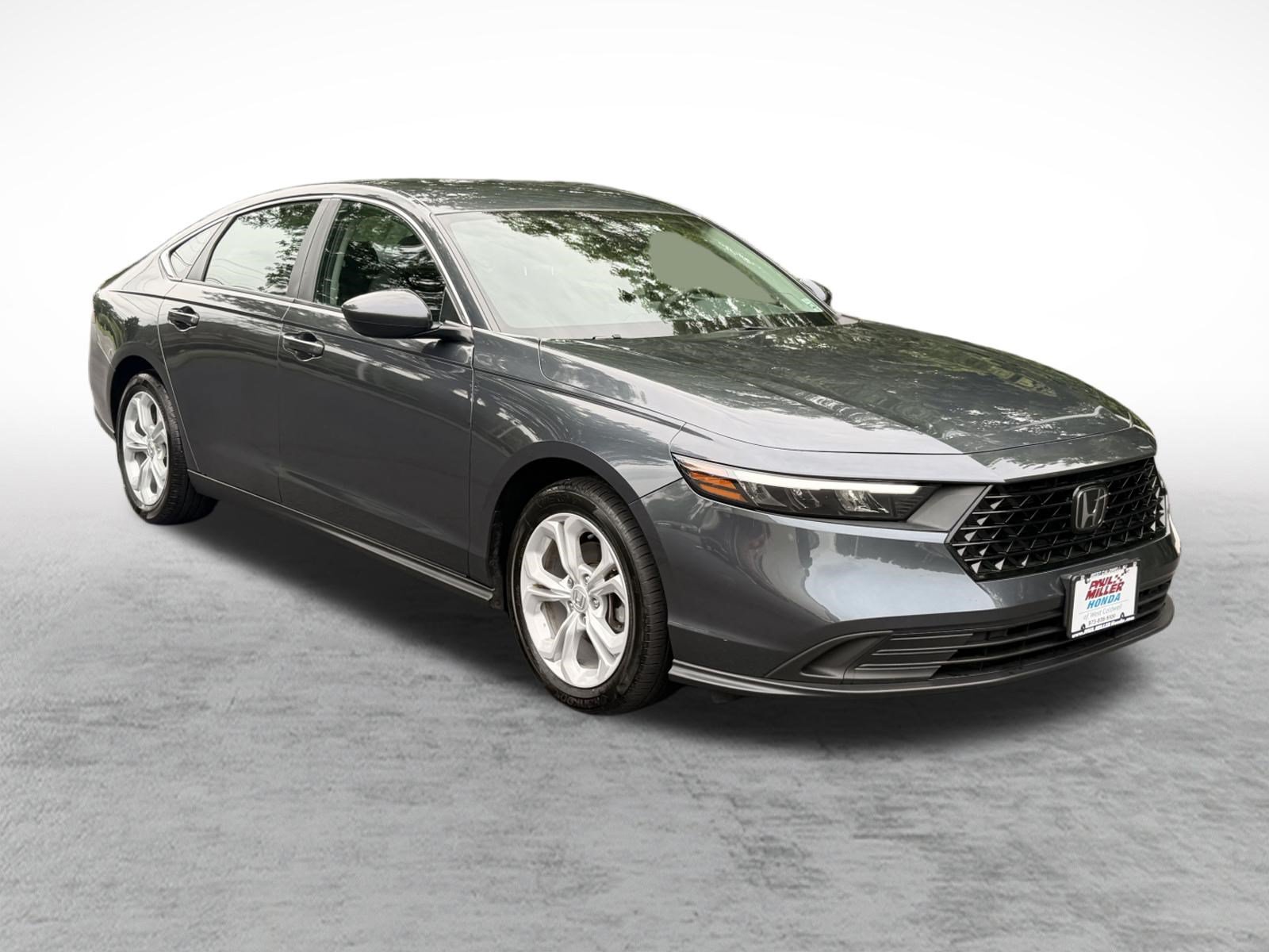 Certified 2024 Honda Accord LX image 3