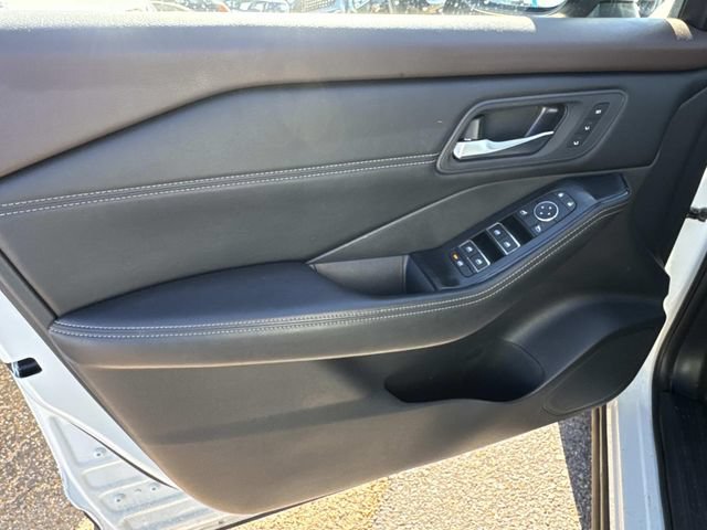 Used 2023 Nissan Rogue SL w/ SL Premium Package FWD image 25