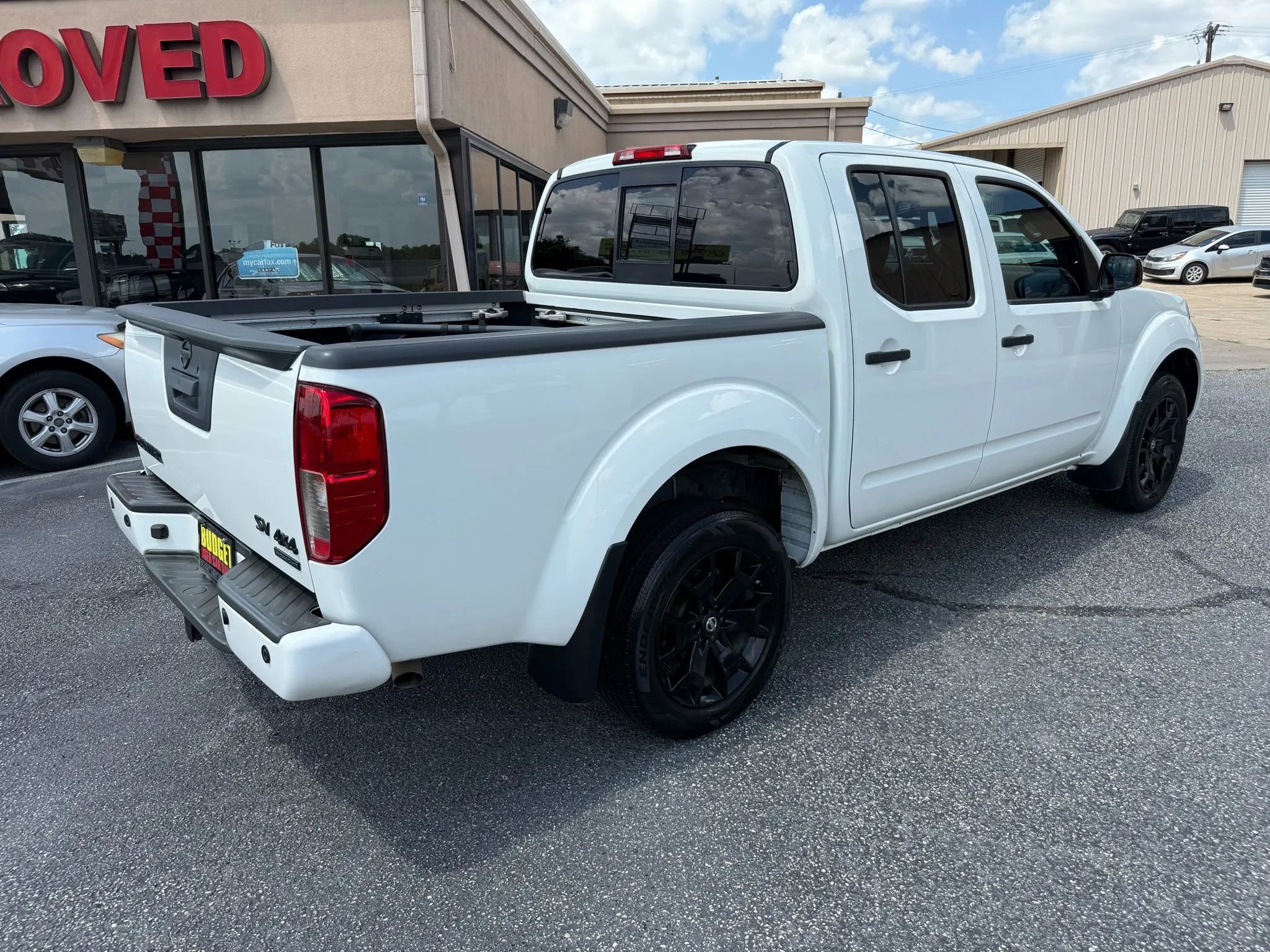 Used 2019 Nissan Frontier SV w/ Value Truck Package image 5