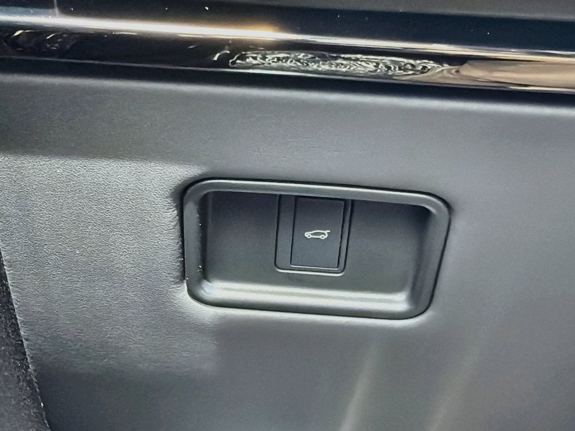 New 2027 Land Rover Range Rover Sport SV AWD/4WD image 35