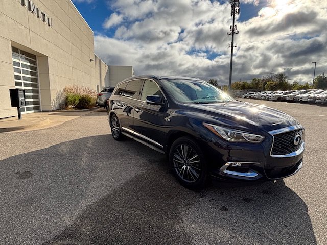 Used 2017 INFINITI QX60 Luxe AWD/4WD image 5