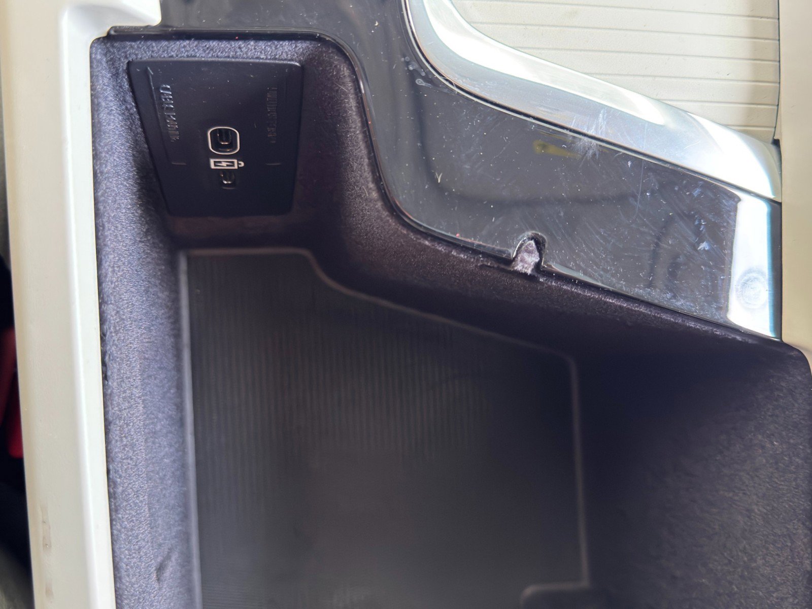 Used 2024 Volvo S60 B5 Core image 30