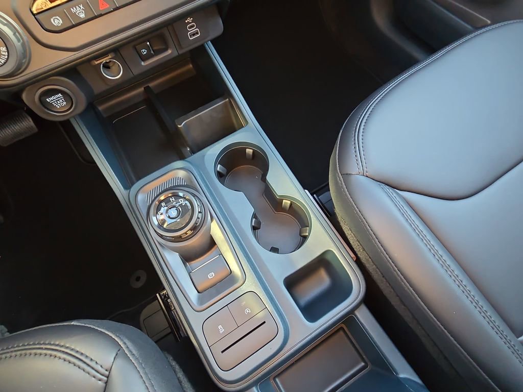 New 2026 Ford Maverick Lariat w/ Black Appearance Package image 30