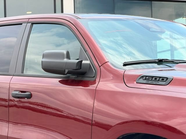 Used 2025 RAM 1500 Warlock AWD/4WD image 4