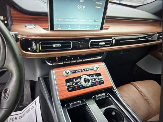 Used 2024 Lincoln Aviator Reserve w/ Equipment Group 201A image 24