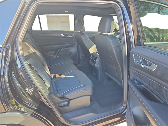 New 2026 Volkswagen Atlas Cross Sport SEL Premium R-Line image 18
