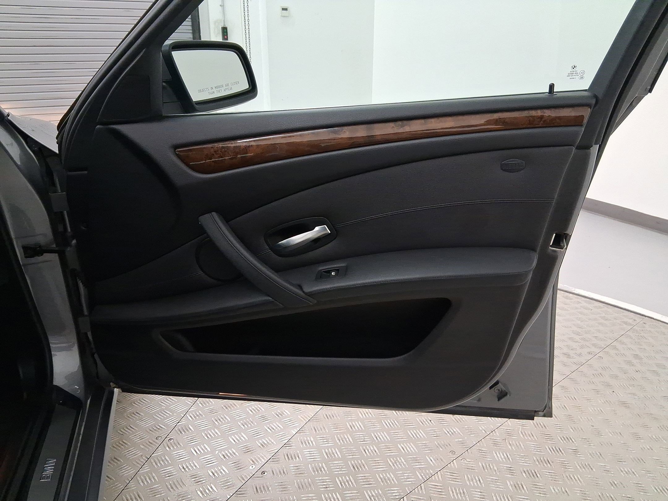 Used 2010 BMW 528i Sedan image 30