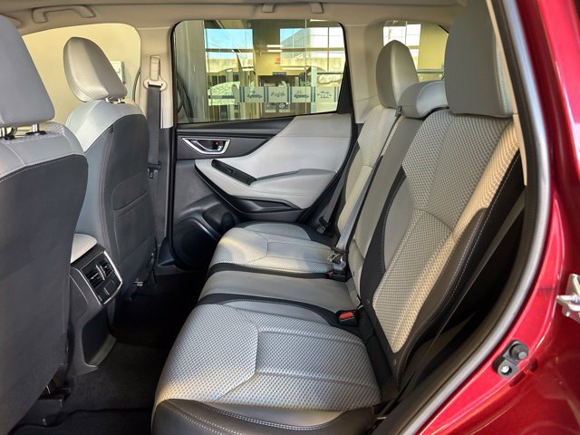 Used 2023 Subaru Forester Premium AWD/4WD image 24
