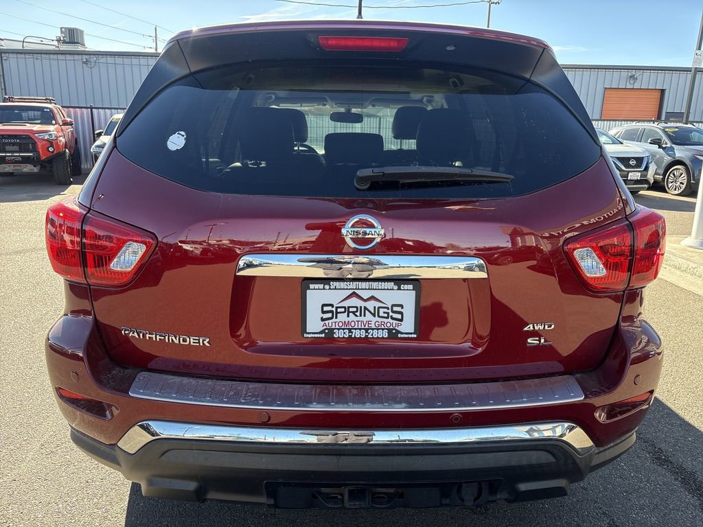 Used 2018 Nissan Pathfinder SL w/ SL Premium Package image 4